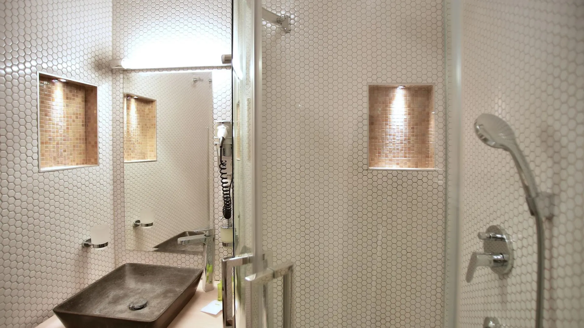 Absolutum Wellness Hotel Prague