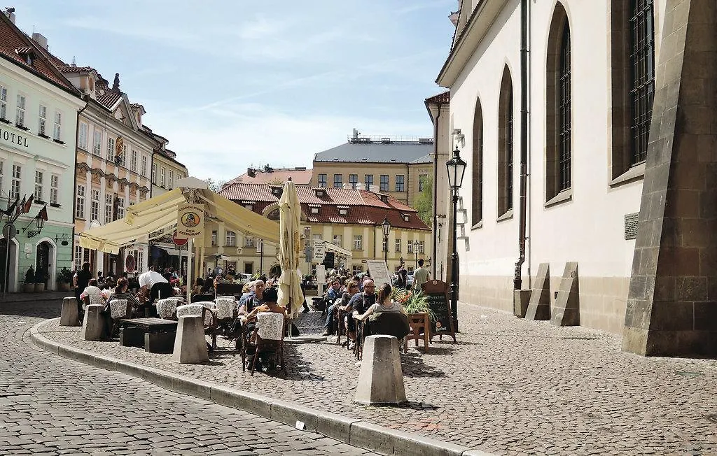 Absolutum Wellness Hotel Prague 4*,